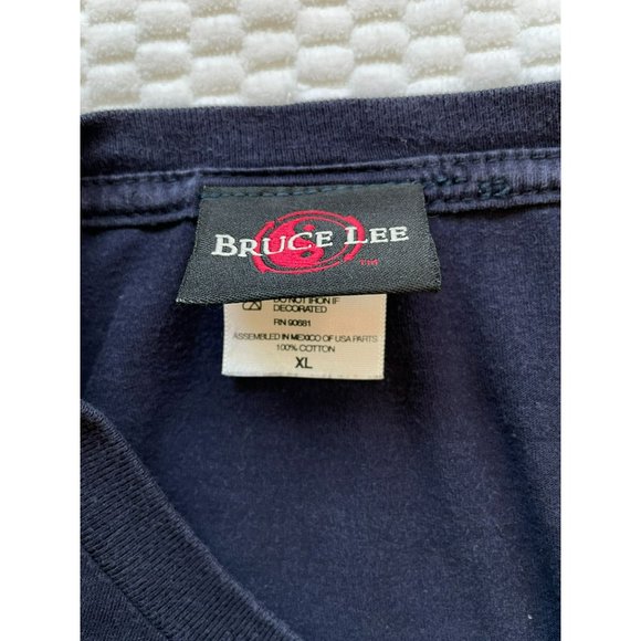 Universal Studios Bruce Lee Fury Short Sleeve Crew Neck Pullover Tee Black - Picture 8 of 10